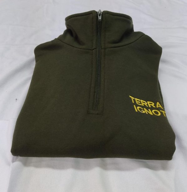 Sudadera exclusiva Terra Ignota